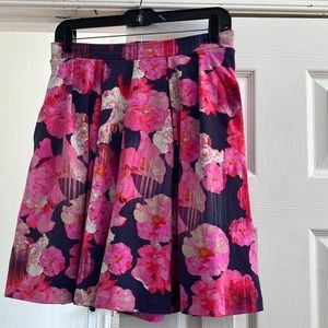 Size small pleated MIDI skirt with zipper in back